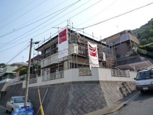 施工中