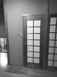 開け閉めがしづらくなっていたドア。